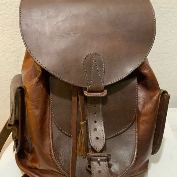 Vintage brown Leather Backpack With Front Compartment handmade main image 4